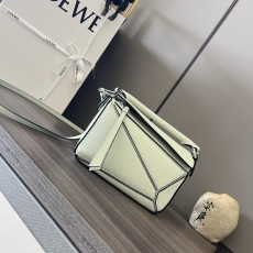 Loewe Puzzle Bags